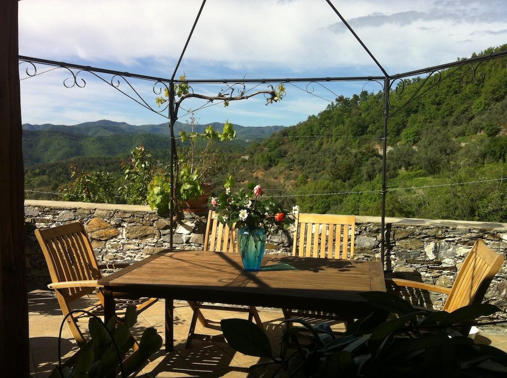 Bed & Breakfast Ca' Di Vissai Arnasco Exteriör bild