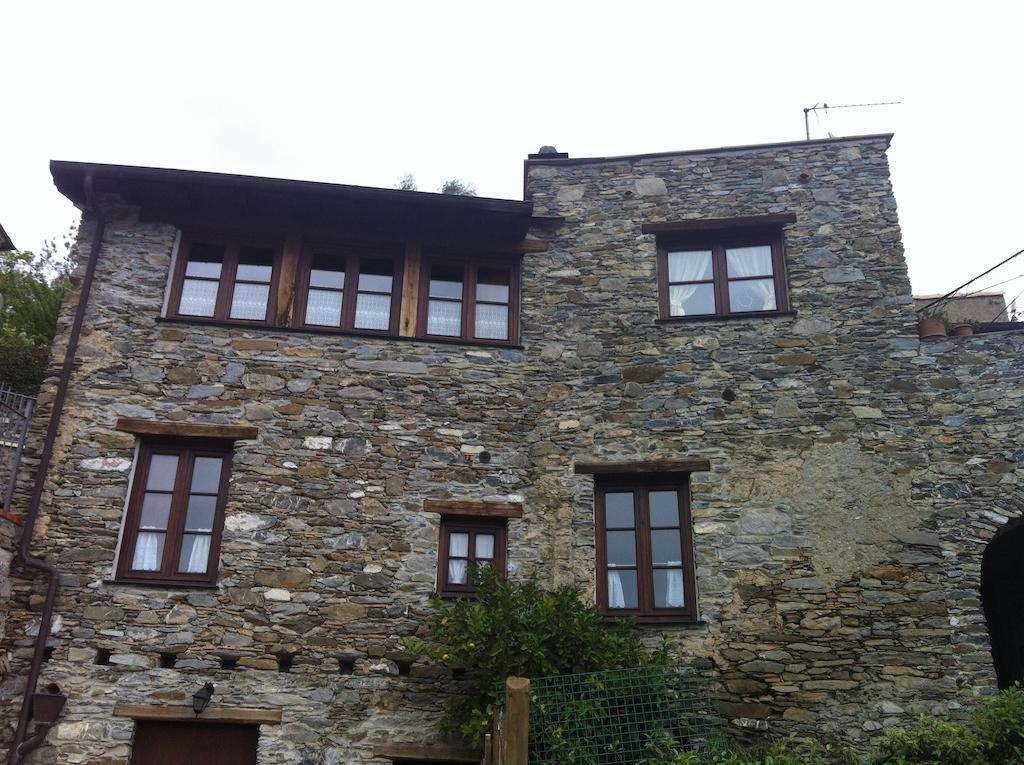 Bed & Breakfast Ca' Di Vissai Arnasco Exteriör bild