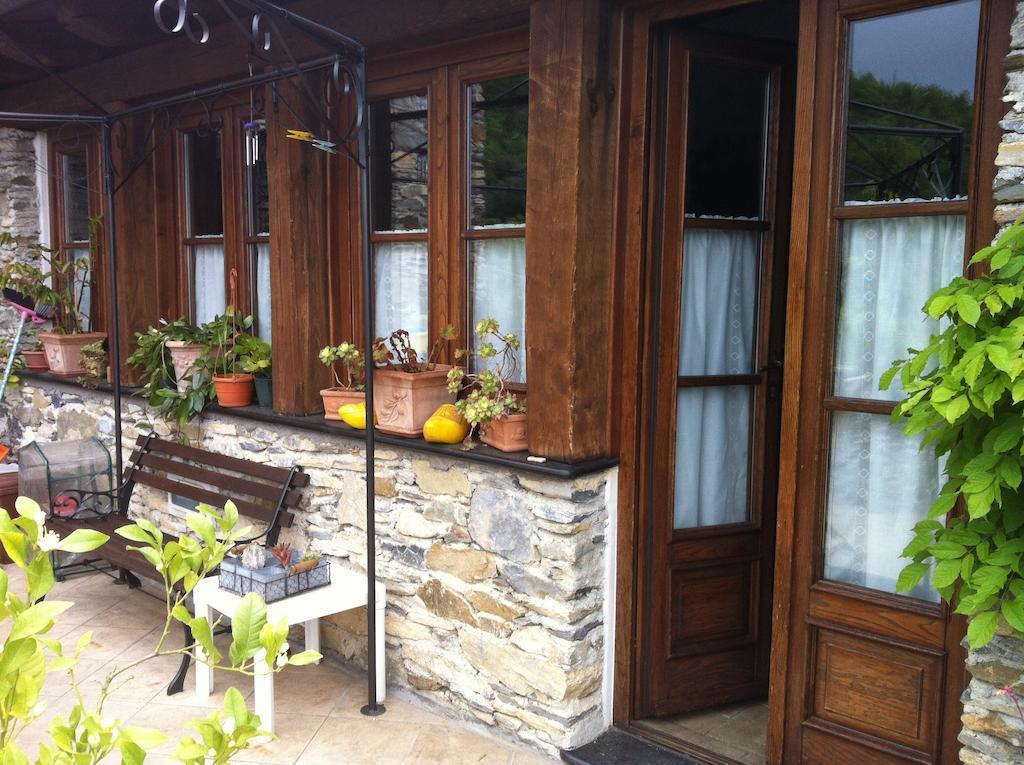 Bed & Breakfast Ca' Di Vissai Arnasco Exteriör bild